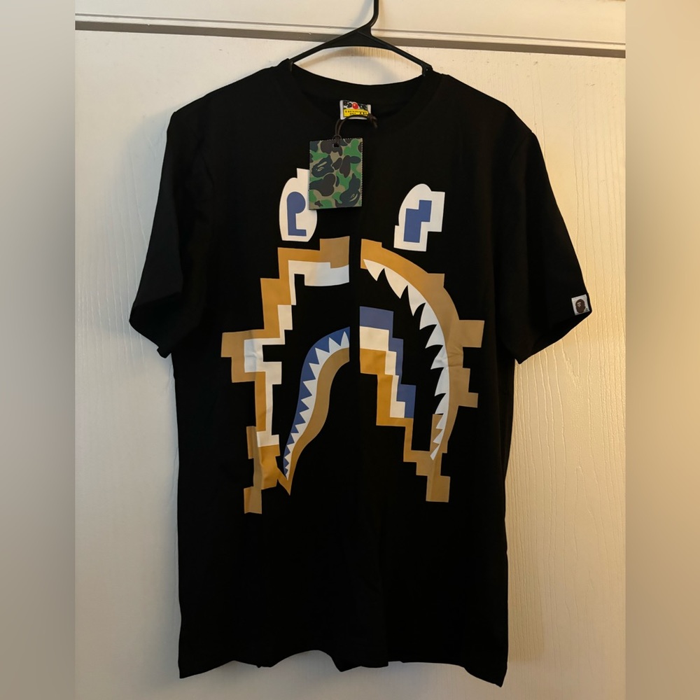 A Bathing Ape shirt men’s